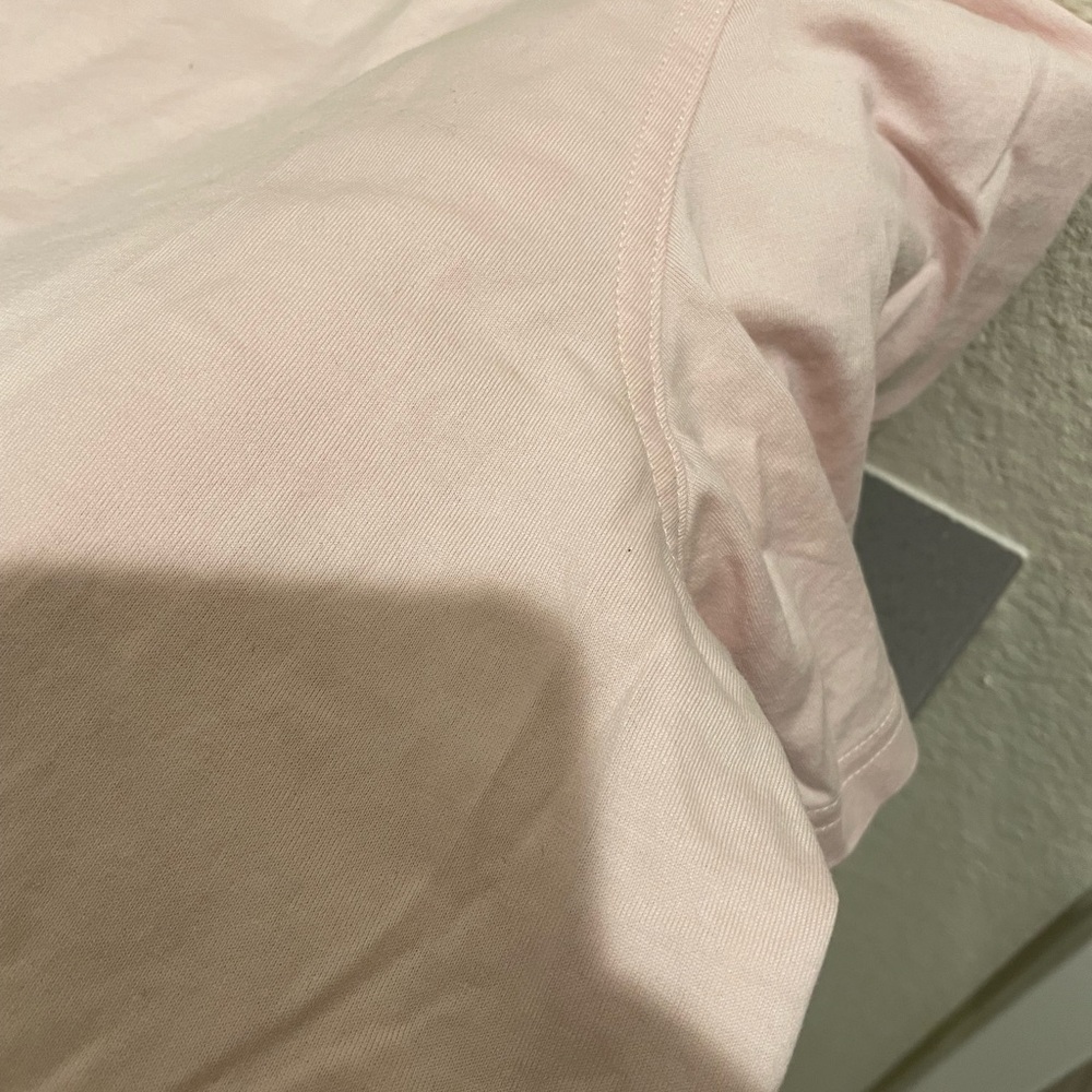 Pink Burberry t-shirt - Picture 2 of 8